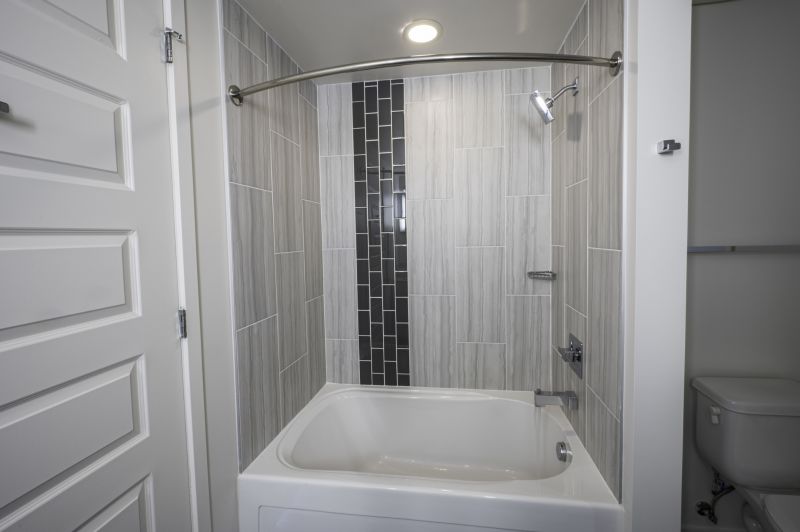 Top Bathtub Installation Companies in Dover, FL